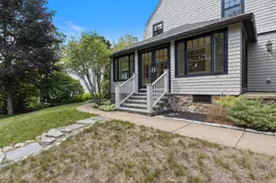 425 York St, York, ME 03909 - Photo 15