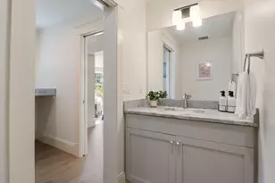 425 York St, York, ME 03909 - Photo 33