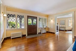 425 York St, York, ME 03909 - Photo 7