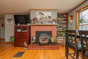 891 Main St, Corinth, ME 04427 - Photo 17