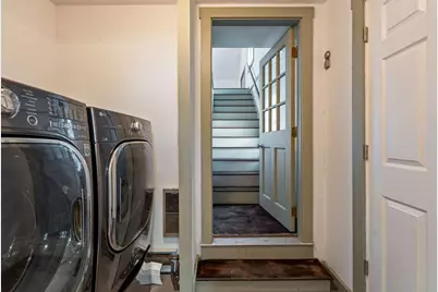 257 Allen Avenue, Portland, ME 04103 - Photo 15