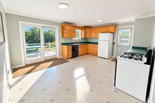 26 Main St, Franklin, ME 04634 - Photo 13