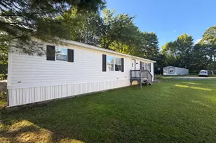 30 Oak St, Oakland, ME 04963 - Photo 1