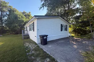 30 Oak St, Oakland, ME 04963 - Photo 3