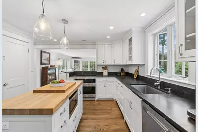 19 Rocky Hill Road, Cape Elizabeth, ME 04107 - Photo 9