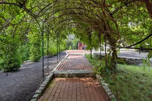 419 York St, York, ME 03909 - Photo 5