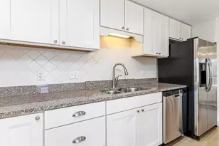 205 E Grand Ave, Old Orchard Beach, ME 04064 - Photo 15