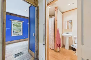 25 Taylor St, Augusta, ME 04330 - Photo 17