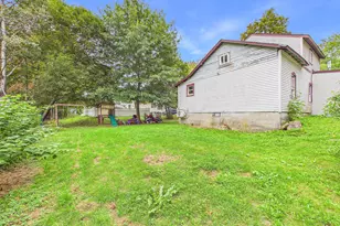 25 Taylor St, Augusta, ME 04330 - Photo 3