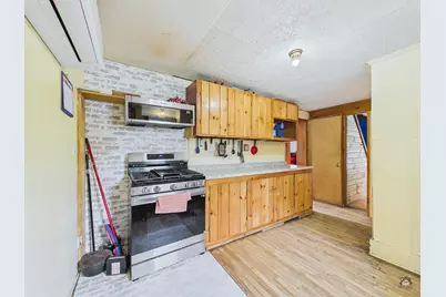 25 Taylor Street, Augusta, ME 04330 - Photo 11
