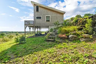 114 W Meadow Rd, Rockland, ME 04841 - Photo 1