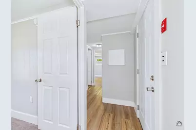 26 Summer Street, Norway, ME 04268 - Photo 9