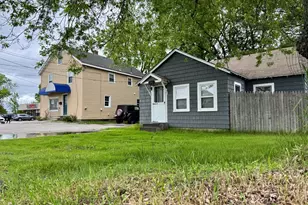 551 & 555 Center St, Auburn, ME 04210 - Photo 7