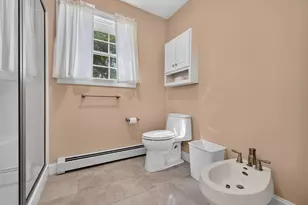 32 Elmwood Ave, Scarborough, ME 04074 - Photo 17