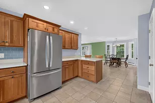 32 Elmwood Ave, Scarborough, ME 04074 - Photo 7