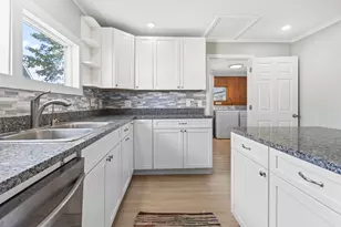 6 Pine Ave, Old Orchard Beach, ME 04064 - Photo 21