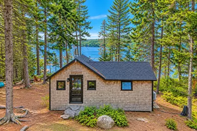 135 Friends Way, Blue Hill, ME 04614 - Photo 15