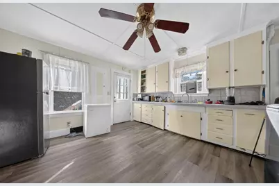 38 Towle Street, Auburn, ME 04210 - Photo 9