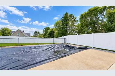 312 State Street, Presque Isle, ME 04769 - Photo 7