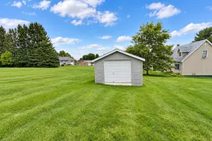 312 State St, Presque Isle, ME 04769 - Photo 3