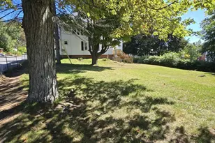 13 Jewell St, Jay, ME 04239 - Photo 7
