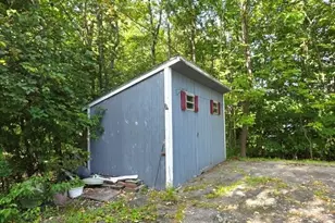 129 Enfield Rd, Lincoln, ME 04457 - Photo 9