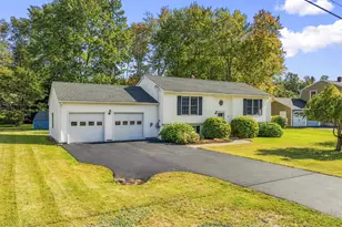 49 Buttonwood Rd, South Berwick, ME 03908 - Photo 1