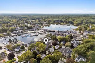 2 Elm St, Kennebunkport, ME 04046 - Photo 5