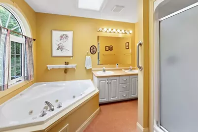 1568 Clarry Hill Road, Union, ME 04862 - Photo 15