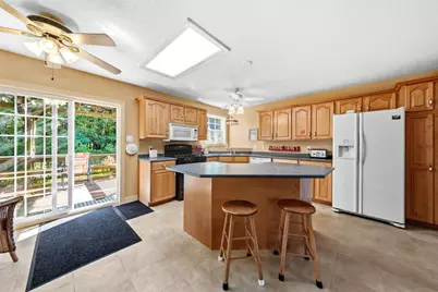 1568 Clarry Hill Road, Union, ME 04862 - Photo 5