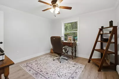 25 E Oxford Road, Oxford, ME 04270 - Photo 27