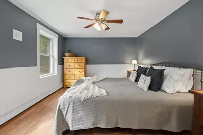 25 E Oxford Road, Oxford, ME 04270 - Photo 31