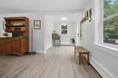 25 E Oxford Road, Oxford, ME 04270 - Photo 13