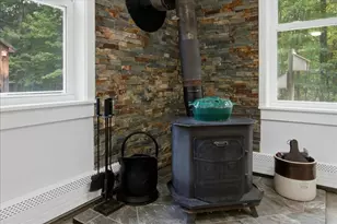 25 E Oxford Rd, Oxford, ME 04270 - Photo 15