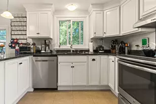 22 Tall Pine Rd, Cape Elizabeth, ME 04107 - Photo 3