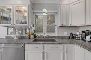 25 Dove Ln, Lewiston, ME 04240 - Photo 9