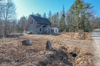 10 Dwelly Point Road, Franklin, ME 04634 - Photo 11