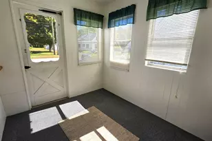 79 Middle Ave, Mexico, ME 04257 - Photo 3
