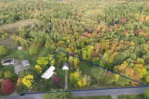 559 Abbott Rd, Winslow, ME 04901 - Photo 3