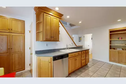234 Montello Street, Lewiston, ME 04240 - Photo 13