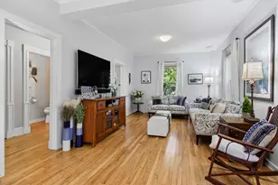 32 Pearl St, Camden, ME 04843 - Photo 5