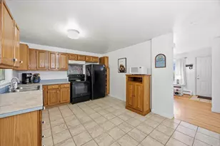 7 Meagans Way, Windham, ME 04062 - Photo 11