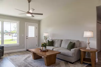 6 April Avenue, Monmouth, ME 04259 - Photo 15