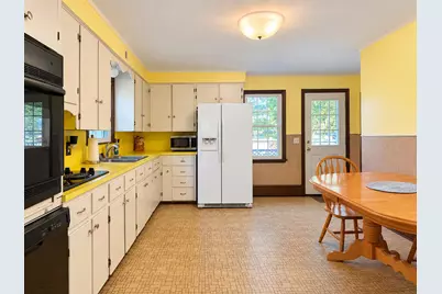 40 Fortin Way, Lewiston, ME 04240 - Photo 5