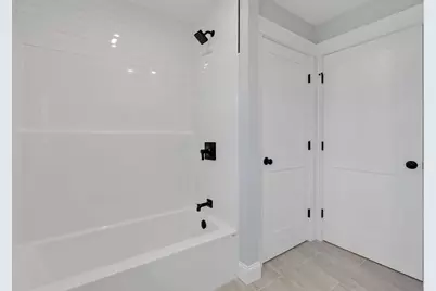 12 Berry Avenue, Portland, ME 04103 - Photo 15