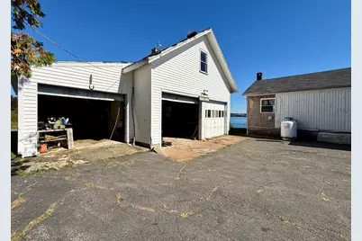 760 U.S. 1, Robbinston, ME 04671 - Photo 9