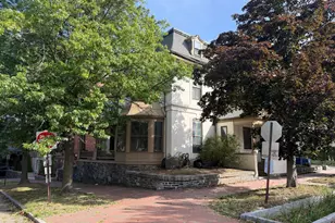 31 Deering St, Portland, ME 04101 - Photo 1
