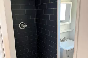 31 Deering St, Portland, ME 04101 - Photo 13