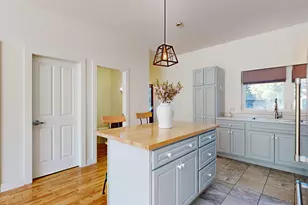 5 Academy St, Auburn, ME 04210 - Photo 11