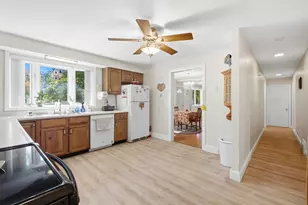 61 Roosevelt Ave, Waterville, ME 04901 - Photo 11